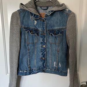 Hollister Hooded Denim Jacket Size Small, Women's Jean Jacket for Fall